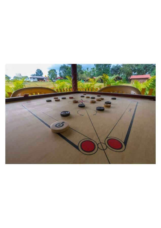 Hotel The Horse & Chariot Madikeri Esterno foto