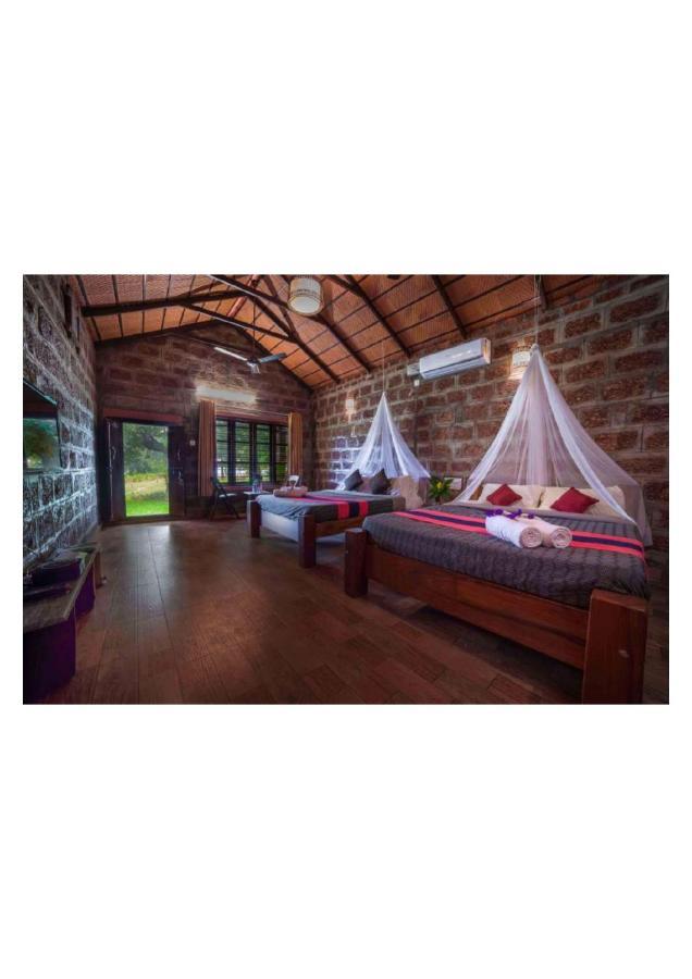Hotel The Horse & Chariot Madikeri Esterno foto